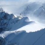 Skiers getting ready to go down la Vallée Blanche